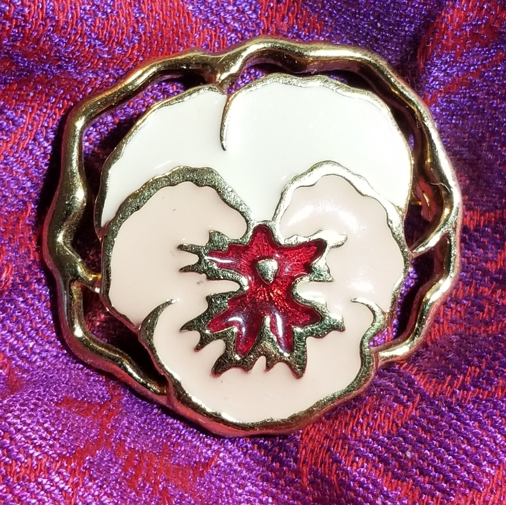 Vintage peach pansy brooch pastel pink red enamel gold tone flower viola
